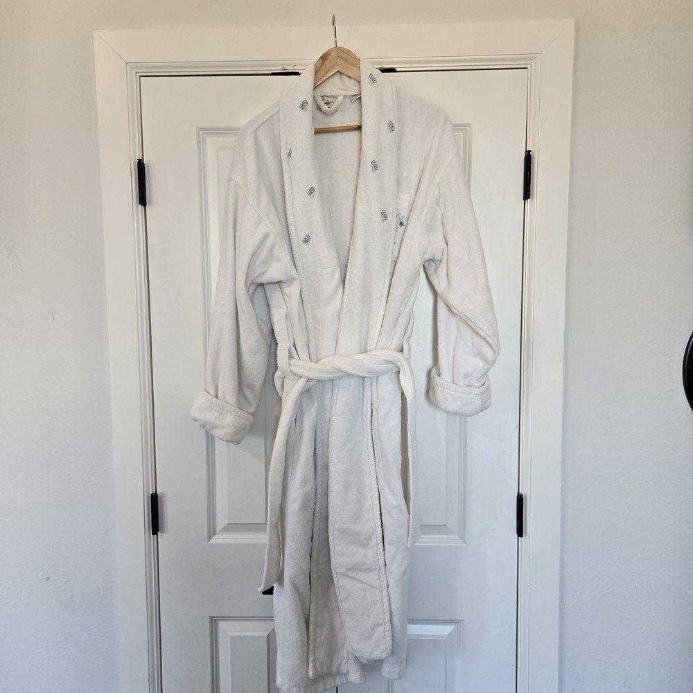 White Winnie The Pooh Robe